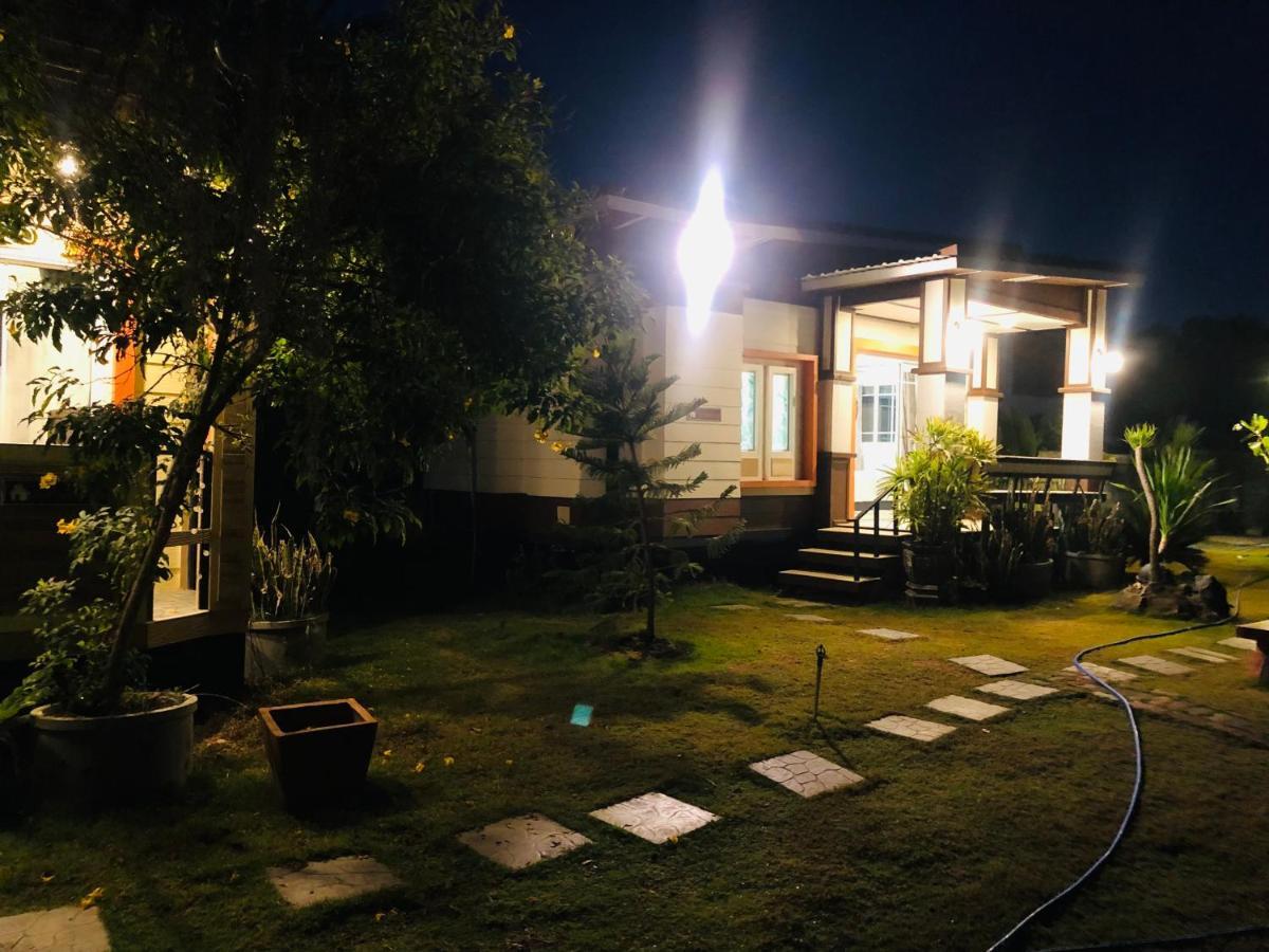 มุกดาสวรรค์ รีสอร์ท - Mukda Sawan Resort Mukdahan Exterior photo